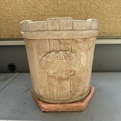 植木鉢の画像