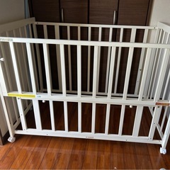 ベビーベッド 本日で処分の画像