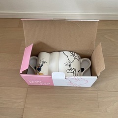 【譲ります】ドナルド&デイジー　ハート型マグカップの画像