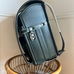 ランドセル　黒に近い落ち着いたダークグリーン✨の画像