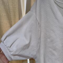 ZARA 白トップスの画像