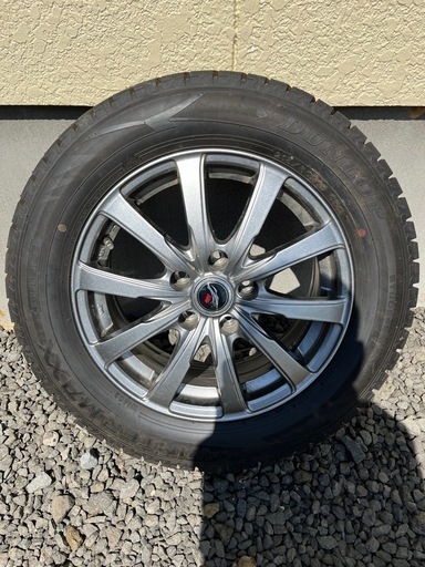 スタッドレスタイヤ16インチ2020年製　ほぼ新品❗️