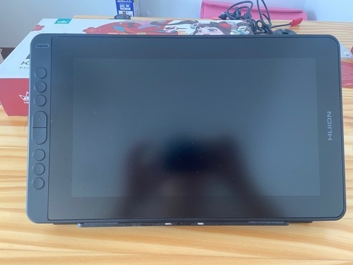 HUION KAMVAS12 豪華版　液晶タブレット