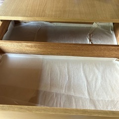 収納引き出しＡ　4段　一段ごとに手前と奥に分かれていますの画像