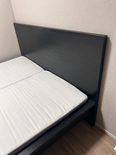 【クイーンサイズ】IKEA マルム ベッド マットレス付き