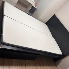 【クイーンサイズ】IKEA マルム ベッド マットレス付き