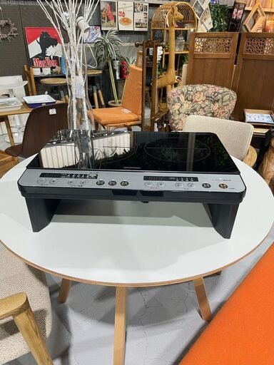 【IRIS OHYAMA アイリスオーヤマ】IHコンロ IHK-W12SP 2口 ハイタイプ 2020年 脚付き 黒 ラクラクお掃除 キッチン家電