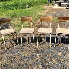 【決定しました！】学校のイス4脚セット