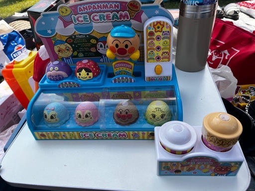 アンパンマン　アイスクリーム屋さん
