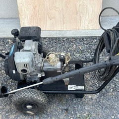 エンジン　高圧洗浄機　ケルヒャー
