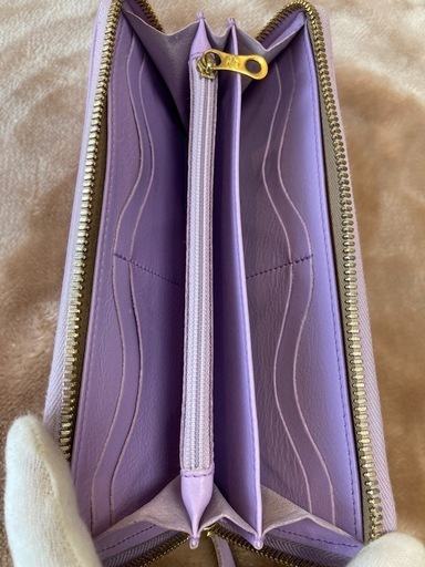 IL BISONTEイルビゾンテラウンドファスナーウォレットラウンドジップ長財布