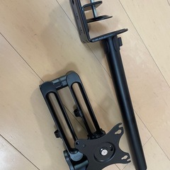 ディスプレイ用モニターアーム