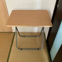【値下げ】折りたたみデスク【お取引中】
