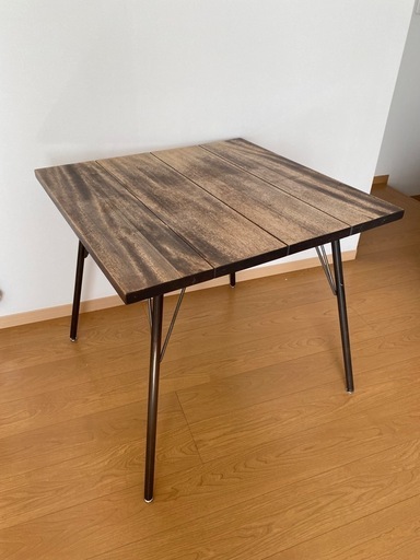 【受け渡し予定者決定済み】ダイニングテーブル（80cm×80cm）BIMAKES/ビメイクス