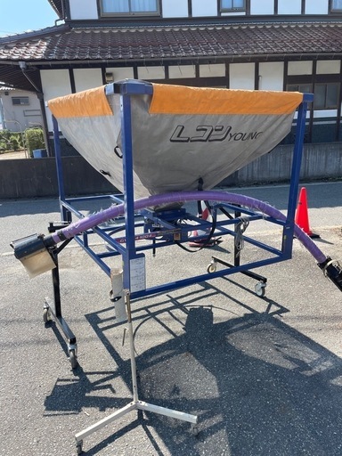 レザーコンテナ　籾運搬