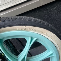 一輪車　16インチ　スタンド付きの画像