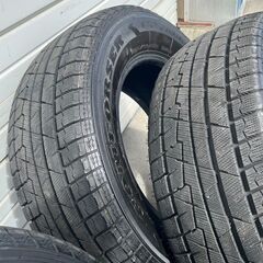 2024975【札幌】285/60R18　冬タイヤ　スタッドレス　COMFORSER　CF960　早い者勝ち♪　ランクル　Gクラスなどの画像