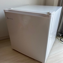 小型冷蔵庫　冷蔵庫　ドリンク用冷蔵庫　