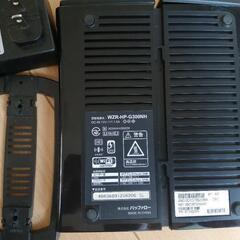 ポケットWiFi、ルーター、釣り竿の画像