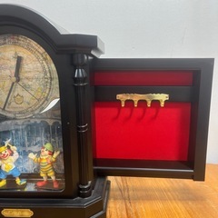 動作品　置き時計 キーボックス付き 時計 　の画像