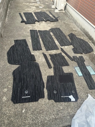 新品　ヴェルファイア　フロアマット