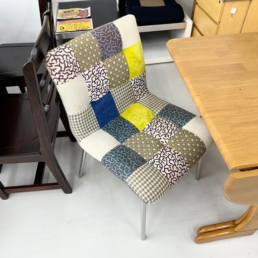 【美品‼️】オシャレ♪ 伸長式2人掛けダイニングテーブルセット パッチワークチェア 木製ナチュラルブラウン♪