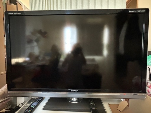 液晶テレビ　SHARP AQUOS 52V型   クアトロン　LC-52LX3