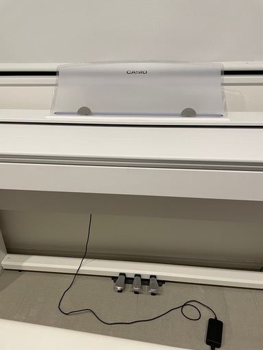 【引き渡し決定】カシオ電子ピアノ　(美品)