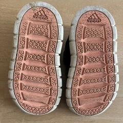 adidasスニーカー・12.5cmの画像