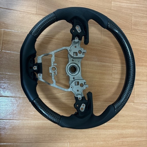 ハリアー80  REAL　ステアリング  ブラックカーボン