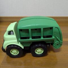 ゴミ収集車の画像