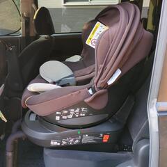 チャイルドシート　新生児　エールベベ