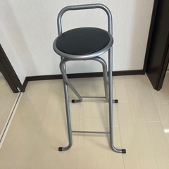 スチールラック&イスの画像