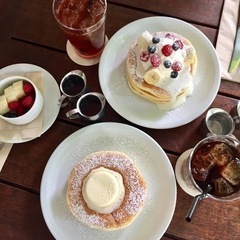 平日夜や週末に食事できる女の子の友達ほしいです！