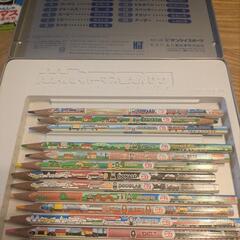 トーマス限定品色鉛筆（欠品あり）と下敷きの画像