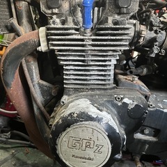 GPZ1100F空冷エンジンの画像