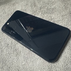 iPhoneSE第三世代【極美品】の画像