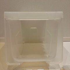 無料　衣装ケース　大小2つずつの画像
