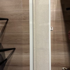 突っ張り式ロールスクリーン