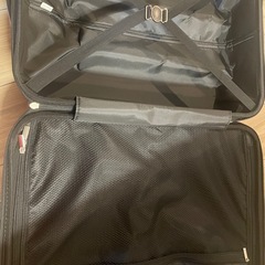 ジャンク品 キャリーケースの画像
