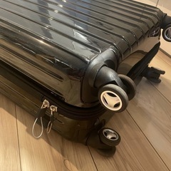 ジャンク品 キャリーケースの画像