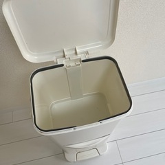 ダストボックスの画像