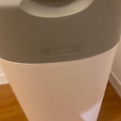 コンビ 強力密閉抗菌おむつポット ポイテック W消臭 コットンホワイト（WH） おむつ ゴミ箱 の画像