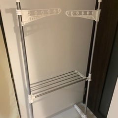 【無料】キャスター付きI型物干し