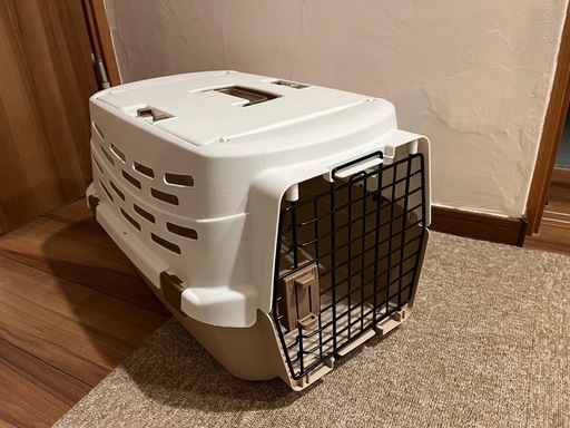 小型犬、猫などに　犬猫用ケージ