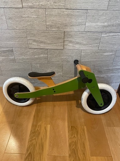 【美品】wishbone ウィッシュボーン　バイク　木製二輪車・木製ストライダー
