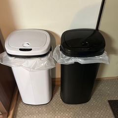 センサー式自動開閉　ゴミ箱　　　