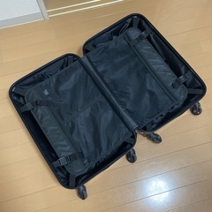 スーツケースの画像