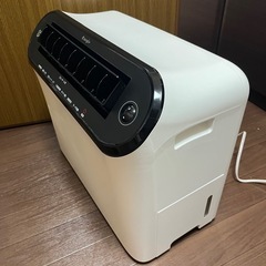衣類乾燥除湿機 (赤外線センサー、湿度センサー、オゾン発生器搭載)の画像