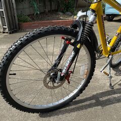 MTB マウンテンバイク　ディスクブレーキ　タイヤ新品同様　速度計付きの画像